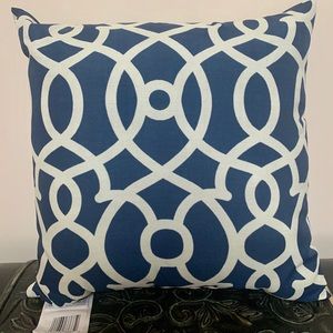 NWT 2 Indoor/Outdoor Navy & White Pillows